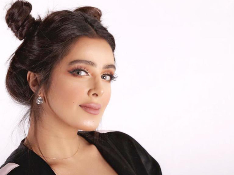 اضغط لمشاهدة الفيديو: الإعلامية السعودية ريم النجم تخرج عن صمتها بعد المقطع المسيء